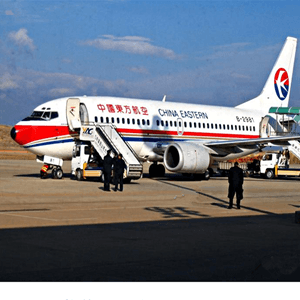 柳州白莲机场快递航空快运业稳步发展的原因是什么？